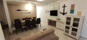 Casa na Meia Praia próximo a praia e shoppings